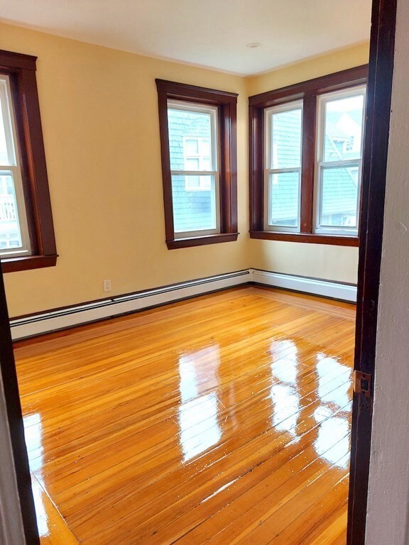 282 Walnut Ave unit 4, Roxbury, MA 02119 - photo 2