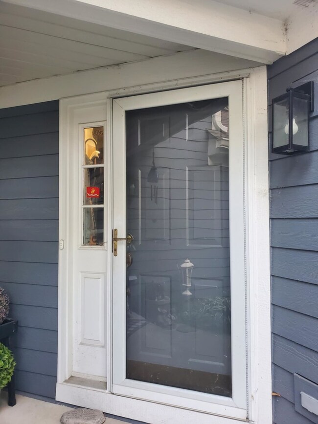 1092 Camden Ct unit 245, Glendale Heights, IL 60139 - photo 2