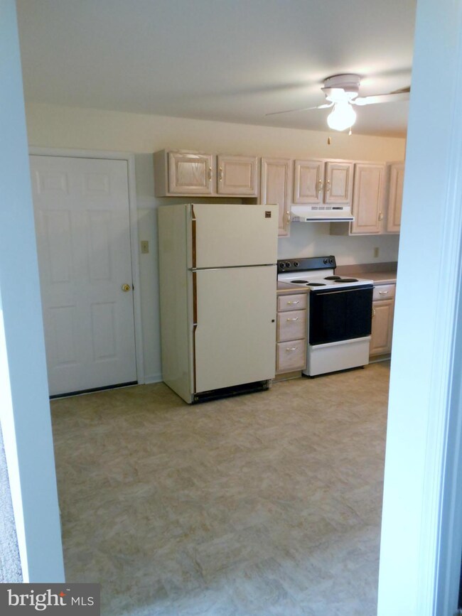 12615 Carol Ave, Greencastle, PA 17225 - photo 7