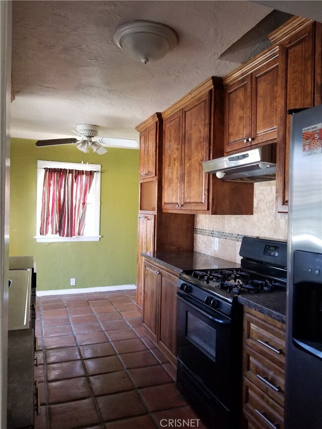 14459 Tyler St, Sylmar, CA 91342 - photo 7