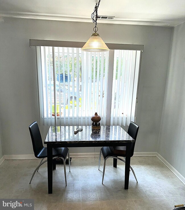 6463 Lamplighter Ridge, Glen Burnie, MD 21061 - photo 6