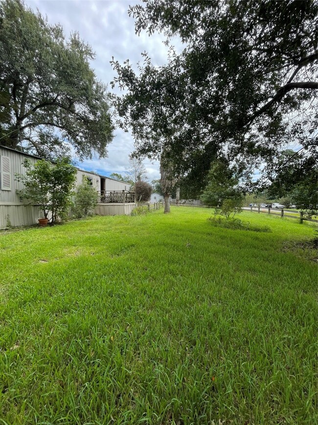 29703 Tilbury Ct, Magnolia, TX 77354 - photo 3