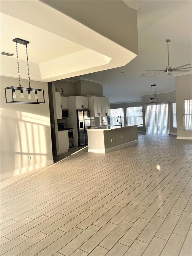 304 Crisan Ct, Orlando, FL 32824 - photo 5