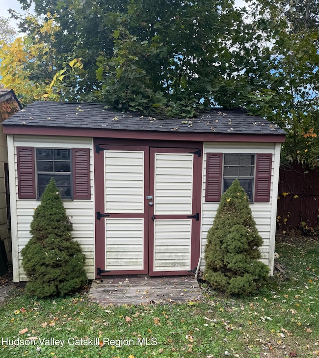 8 E Marie St, Hudson, NY 12534 - photo 3