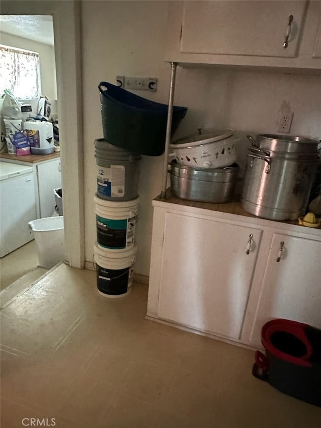 730 W Citrus St, Colton, CA 92324 - photo 6