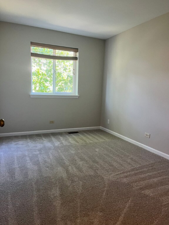 2767 Prairieview Ln S, Aurora, IL 60502 - photo 6