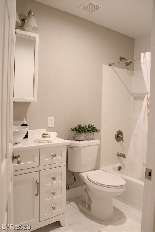 Hall Bathroom