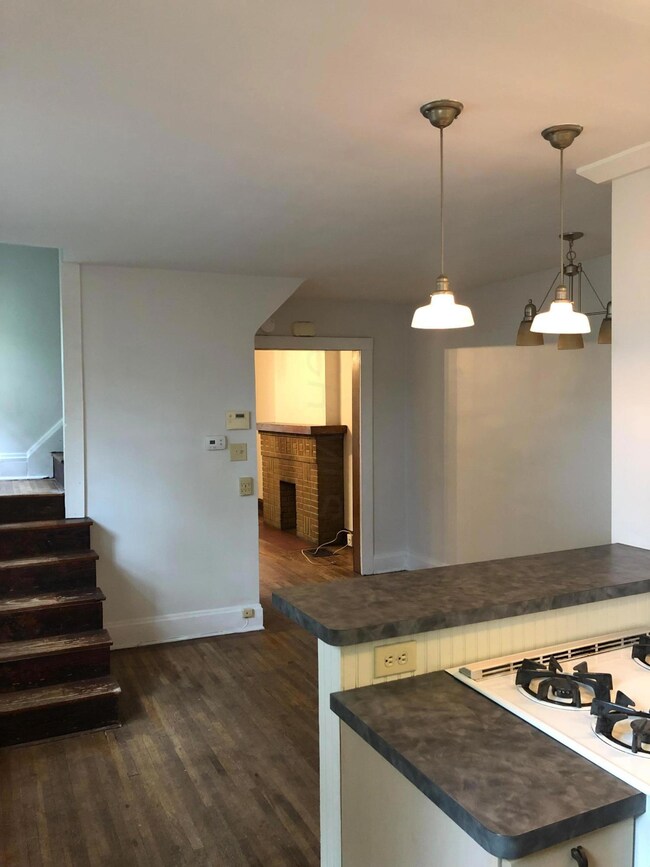 212 E Moler St unit 14, Columbus, OH 43207 - photo 6