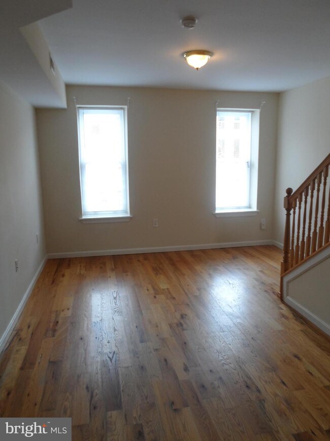 439 E Lanvale St, Baltimore, MD 21202 - photo 3