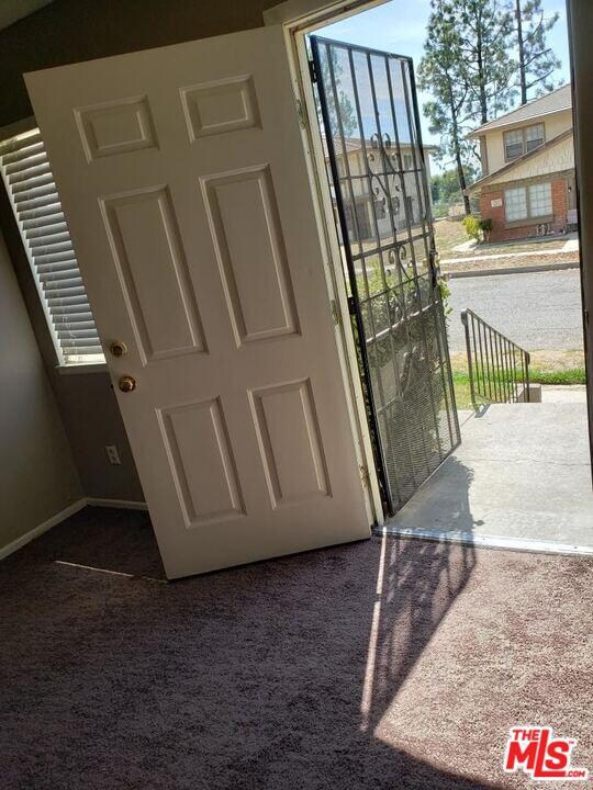 3464 Rainbow Ln, Highland, CA 92346 - photo 3