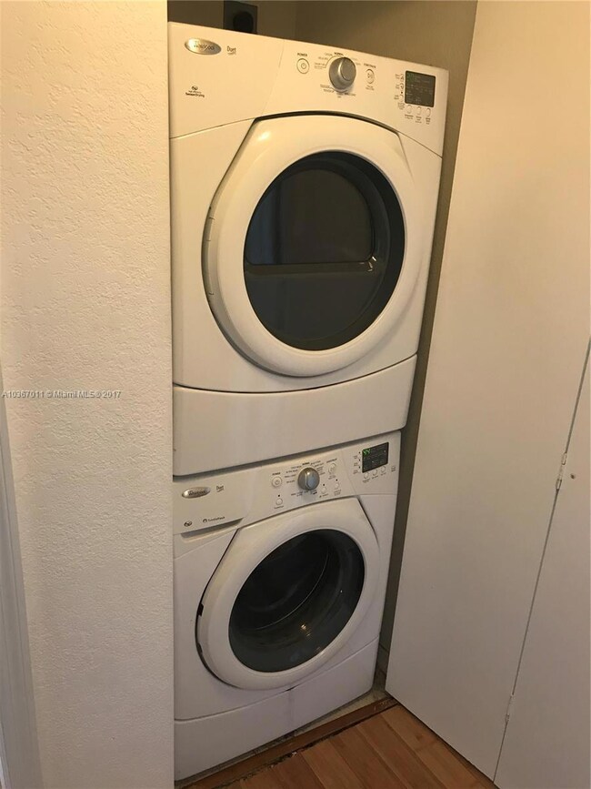 Havana Lofts Condo unit 504, Miami, FL 33128 - photo 5