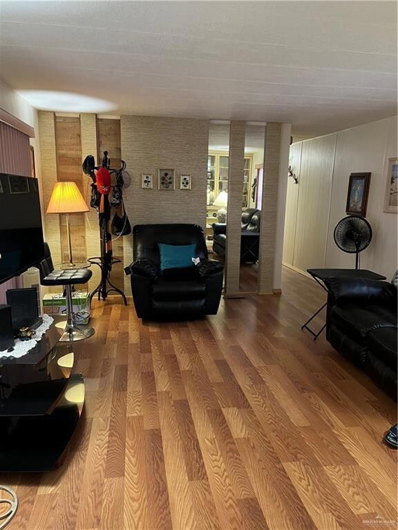 2802 Mesa Verde Dr, Weslaco, TX 78596 - photo 4