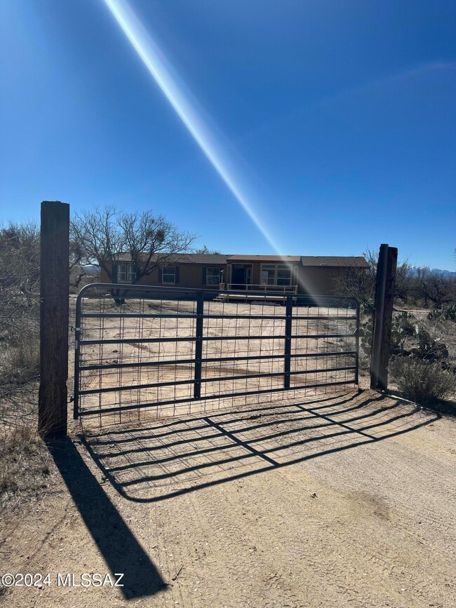 12953 S Twin Star Dr, Vail, AZ 85641 - photo 2