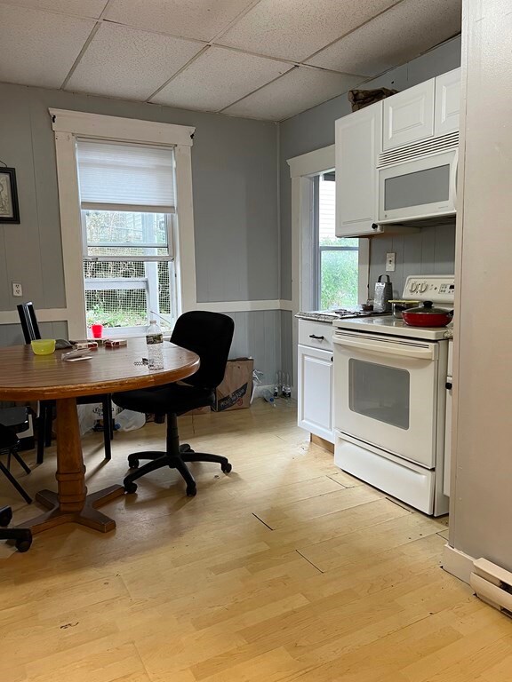 63 Mason St, Worcester, MA 01610 - photo 3