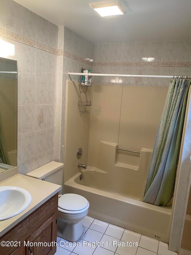 78B6AAF2-D40C-4383-8D4C-273DC3F57F6F