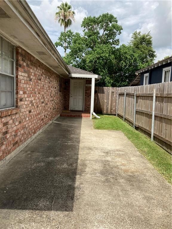 412 Transcontinental Dr, Metairie, LA 70001 - photo 2