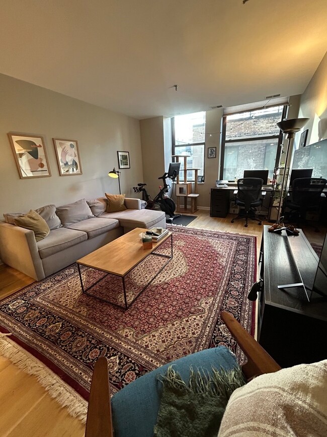 Printer's Square unit 308, Chicago, IL 60605 - photo 2