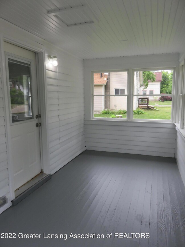 1308 W Ionia St, Lansing, MI 48915 - photo 7