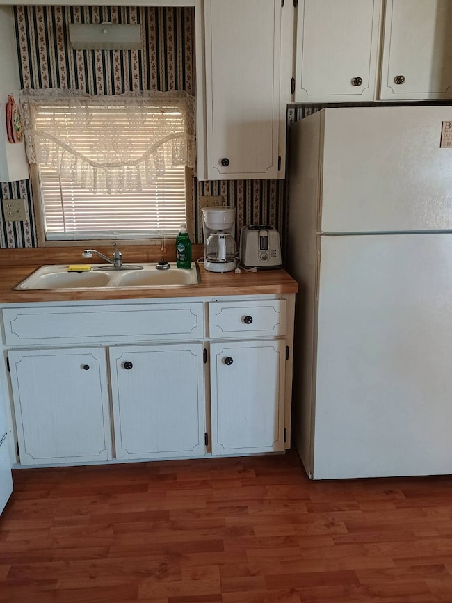 370 53rd Ave N unit 251, Saint Petersburg, FL 33703 - photo 7