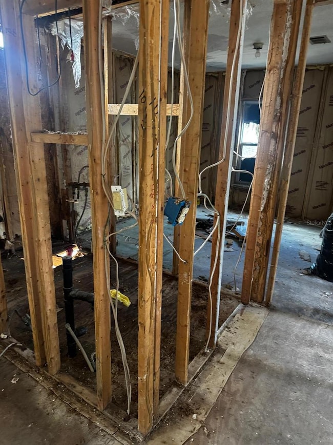 2626 Shiner Dr, Lake Wales, FL 33898 - photo 2