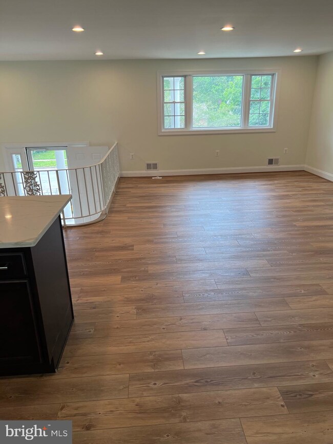 7022 Tarquin Ave, Temple Hills, MD 20748 - photo 6