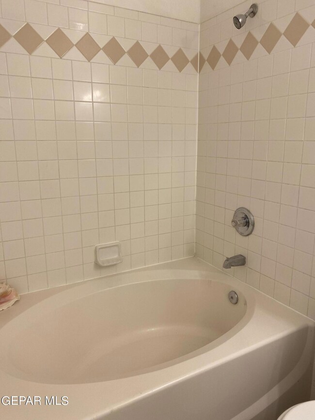 14105 de Stefano Ln, El Paso, TX 79928 - photo 6