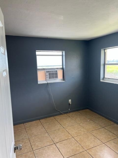 696 SW 4th St unit 4, Belle Glade, FL 33430 - photo 6