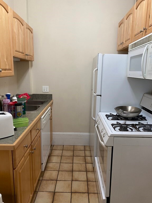 43 Chestnut St unit 2, Boston, MA 02129 - photo 7
