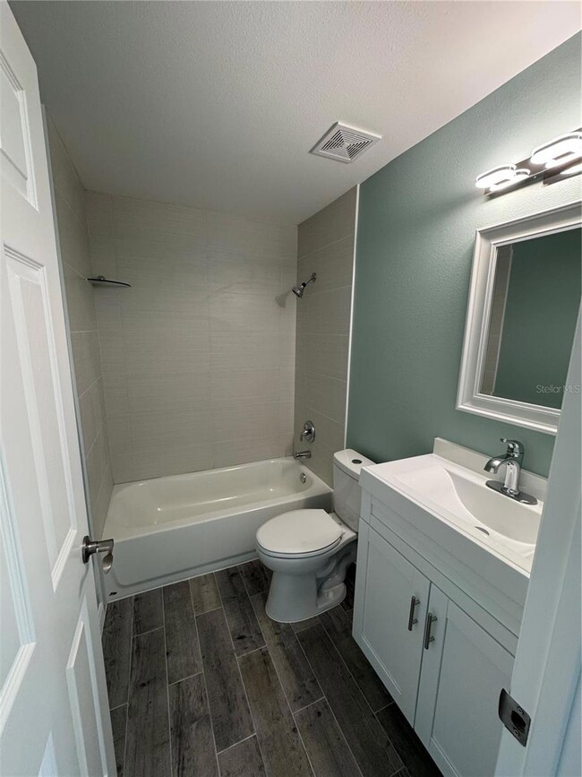 1258 Barbara Dr unit 202, Venice, FL 34285 - photo 5