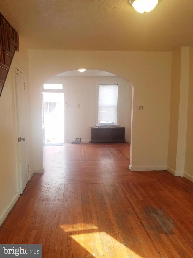 516 Minor St, Reading, PA 19602 - photo 3