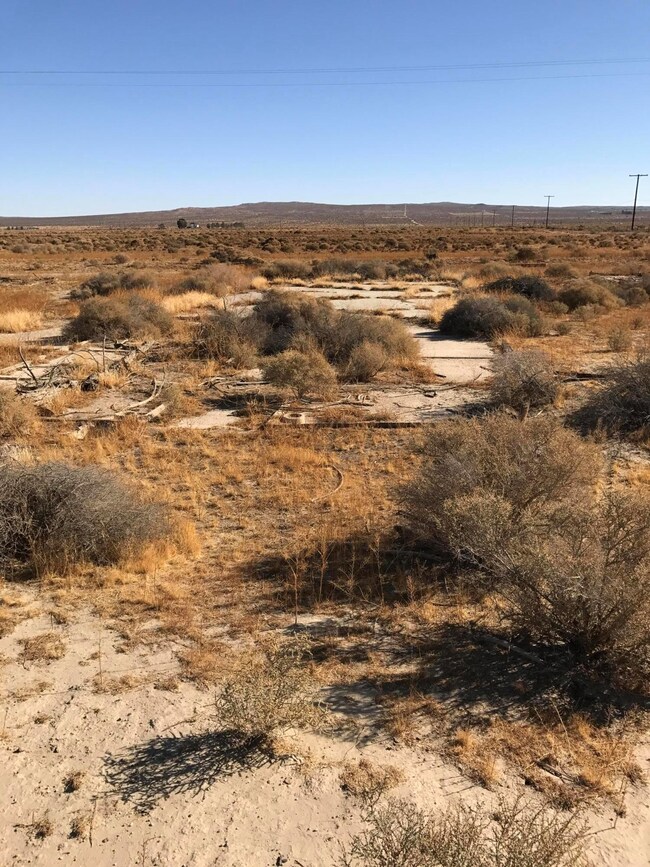 0 Cor 125 unit Ste Nog 18001110, Redman, CA 93535 - photo 4