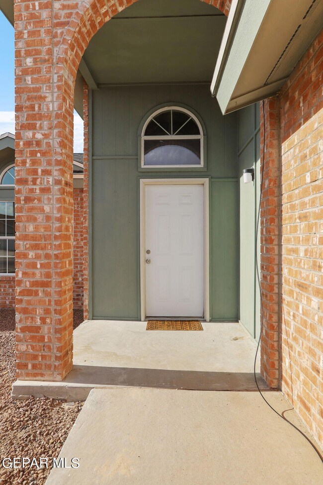 14569 Desierto Lindo Ave, El Paso, TX 79928 - photo 2
