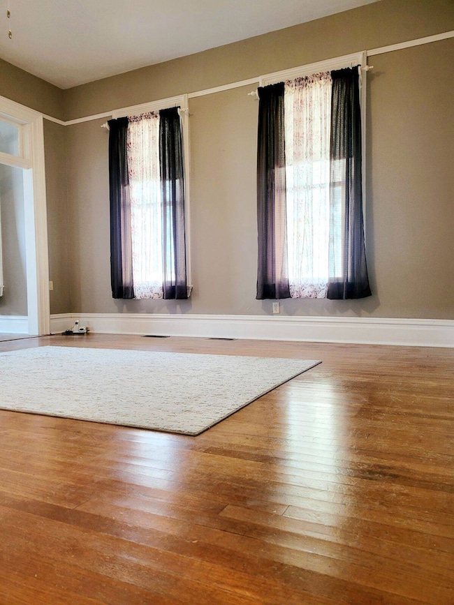 103 W 1st Ave, La Harpe, IL 61450 - photo 3