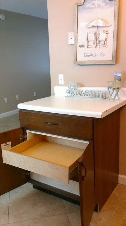 Pull out drawers