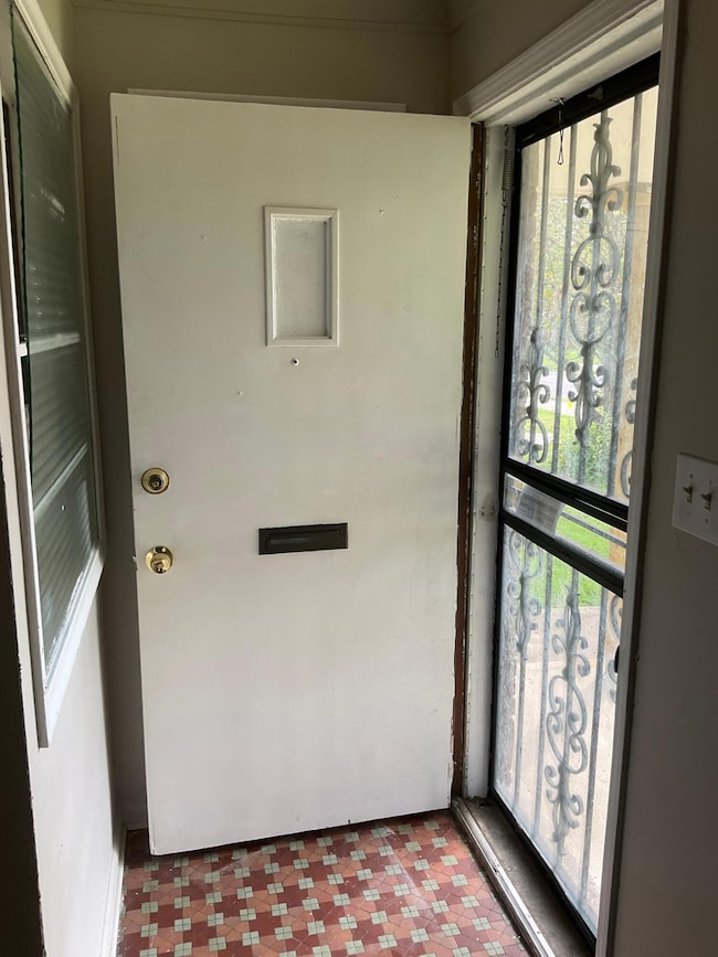 15836 Heyden St, Detroit, MI 48223 - photo 4