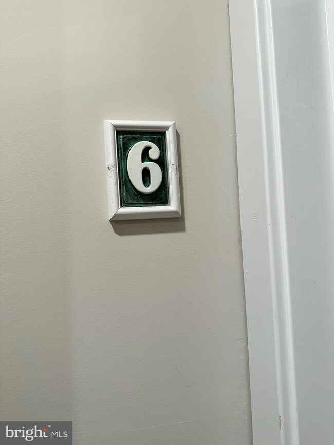 2651 Buckius St unit 6, Philadelphia, PA 19137 - photo 2