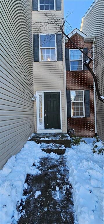 5203 Spring Ridge Dr E, Macungie, PA 18062 - photo 3