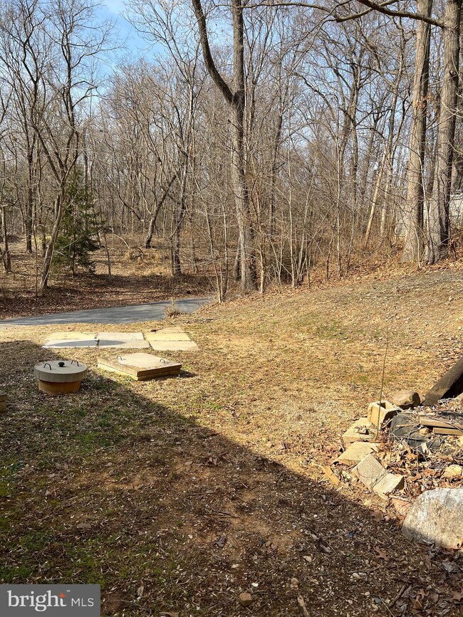 5624 Mose Cir, Sharpsburg, MD 21782 - photo 2