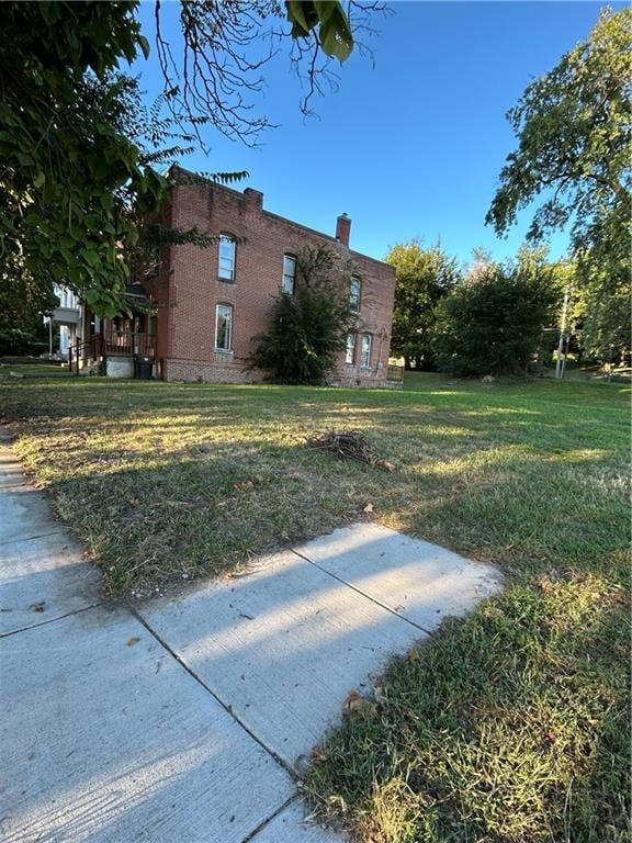 727 S 10th St, Saint Joseph, MO 64501 - photo 3