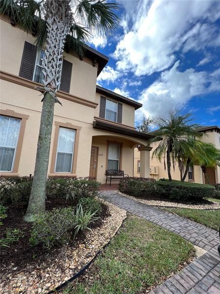 2633 Calabria Ave, Davenport, FL 33897 - photo 2