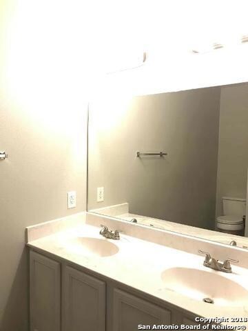 10631 S Shaenridge, San Antonio, TX 78254 - photo 7