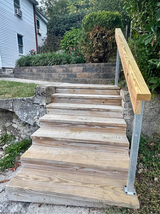 170 W Depot Way, Masontown, WV 26542 - photo 6