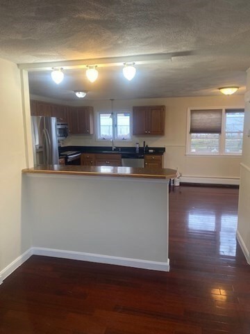 32 Jennifer Ln unit 2, Peabody, MA 01960 - photo 6