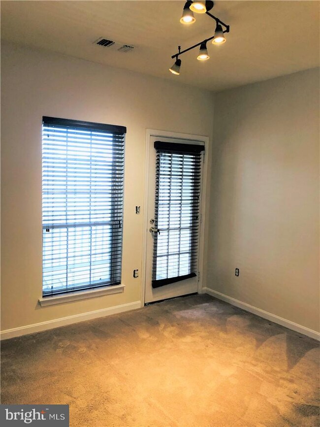 4561 Strutfield Ln unit 3417, Alexandria, VA 22311 - photo 6