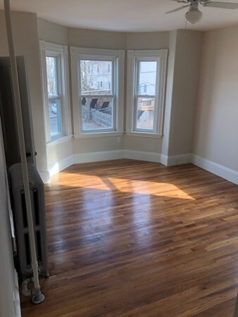 107 Chestnut St unit 2, Waltham, MA 02453 - photo 2