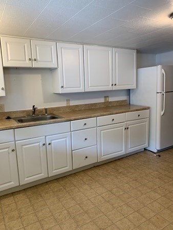 39 Salem St unit A, Woburn, MA 01801 - photo 2