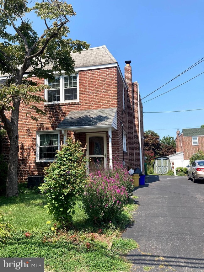 244 Williams Rd, Bryn Mawr, PA 19010 - photo 2