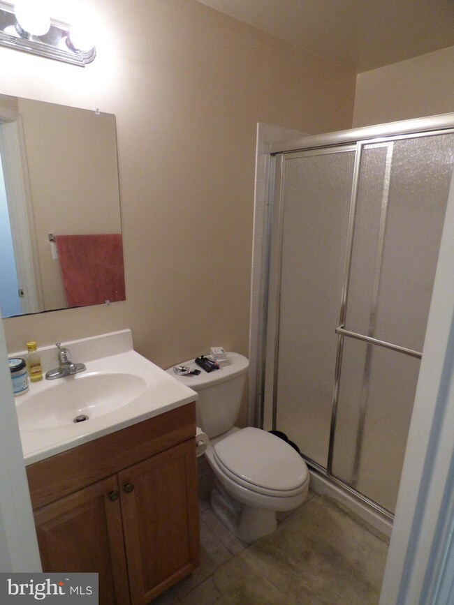 23409 Tailor Shop Place, Clarksburg, MD 20871 - photo 2