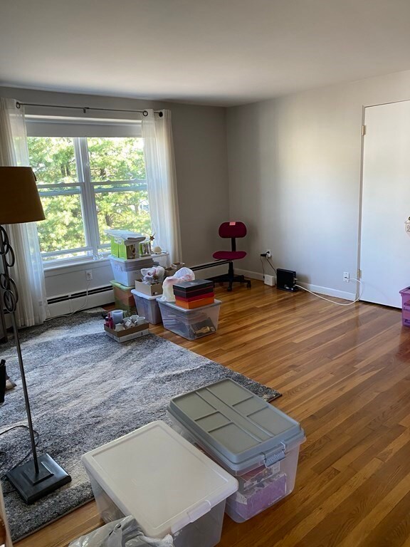 27 School Ave unit D, Waltham, MA 02453 - photo 4