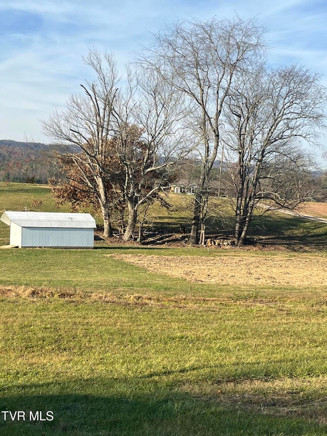 284 Parsons Eller Rd, Mountain City, TN 37683 - photo 6